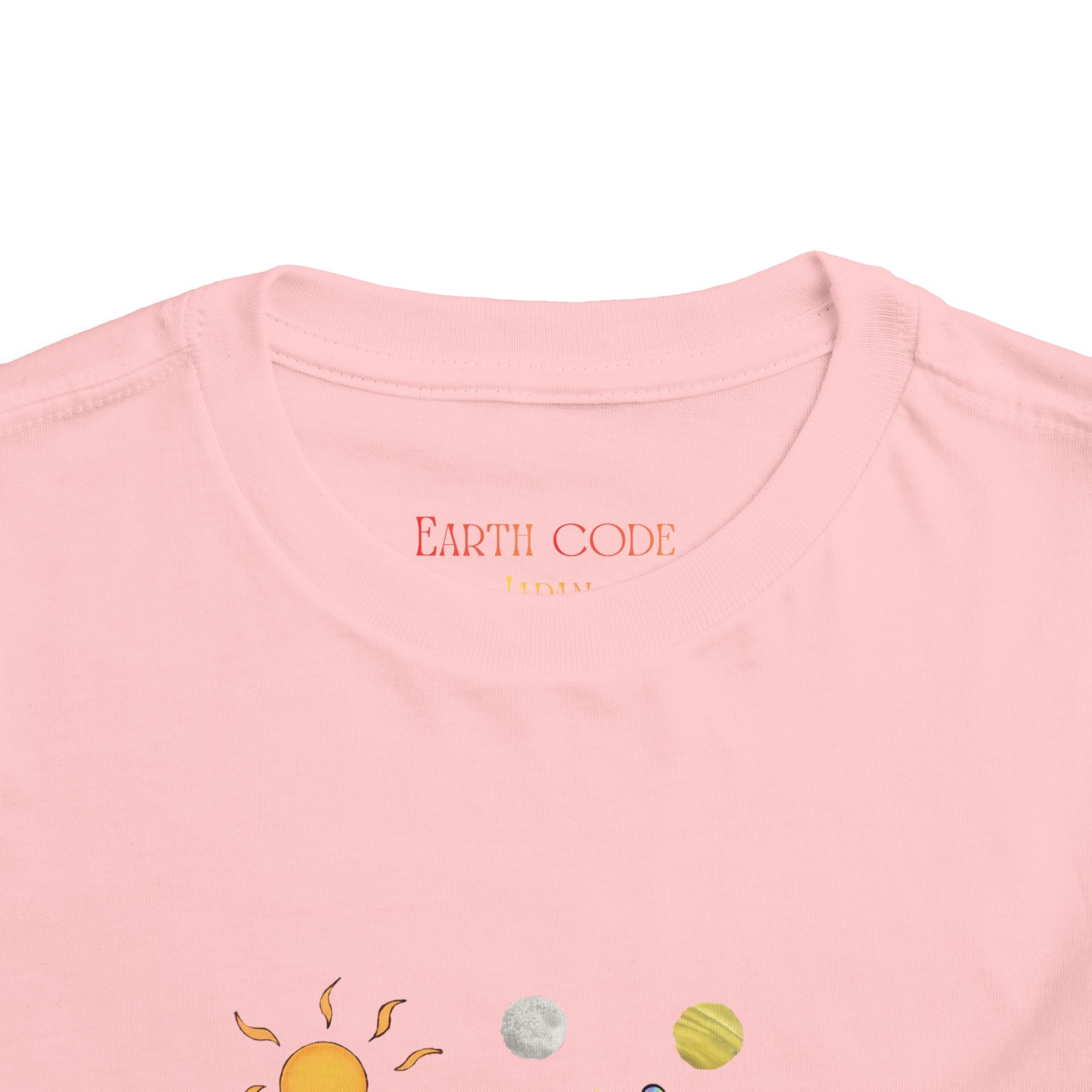Moowy & Soowy Toddler T-Shirt – Cute Aliens Hugging Earth Kids Space Tee