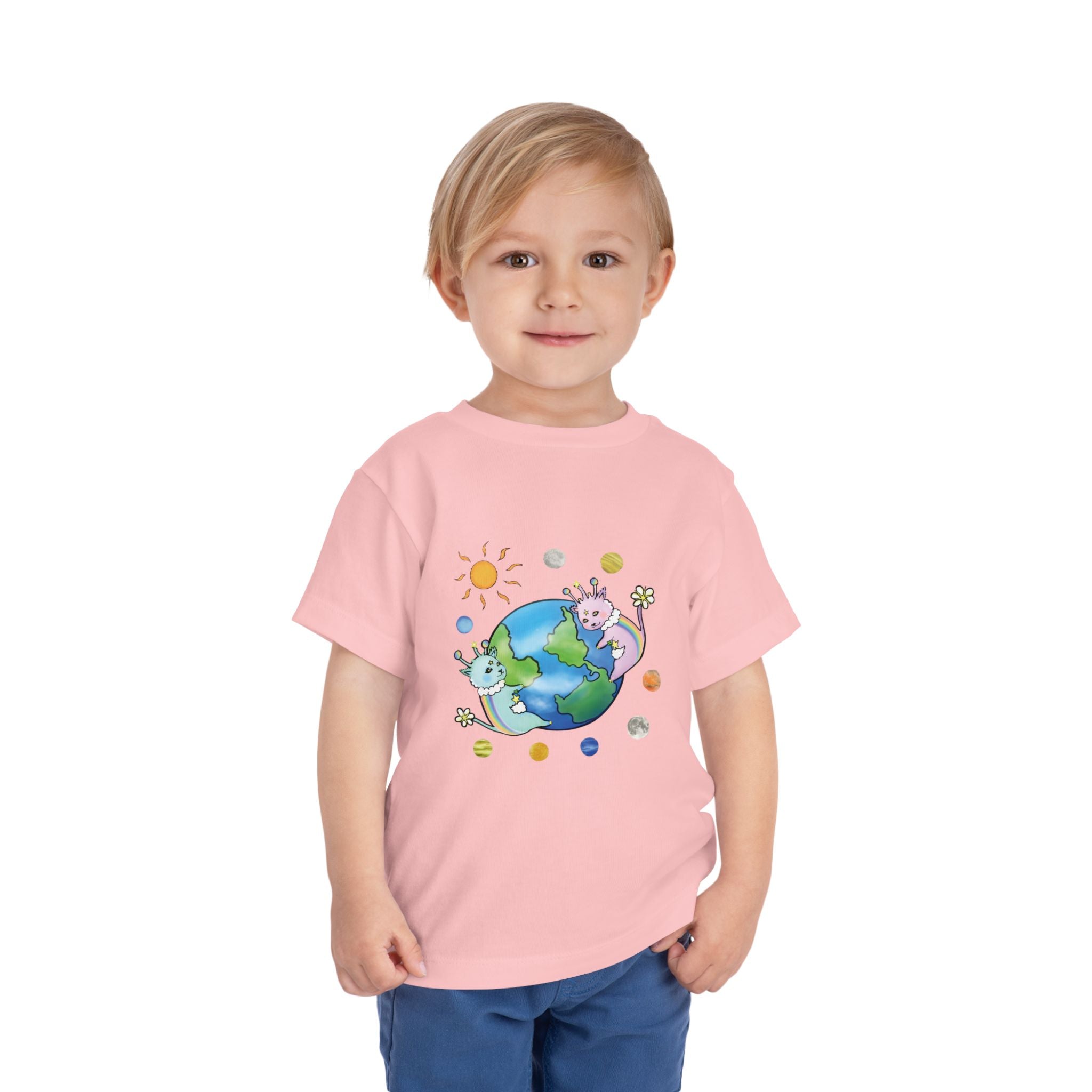 Moowy & Soowy Toddler T-Shirt – Cute Aliens Hugging Earth Kids Space Tee