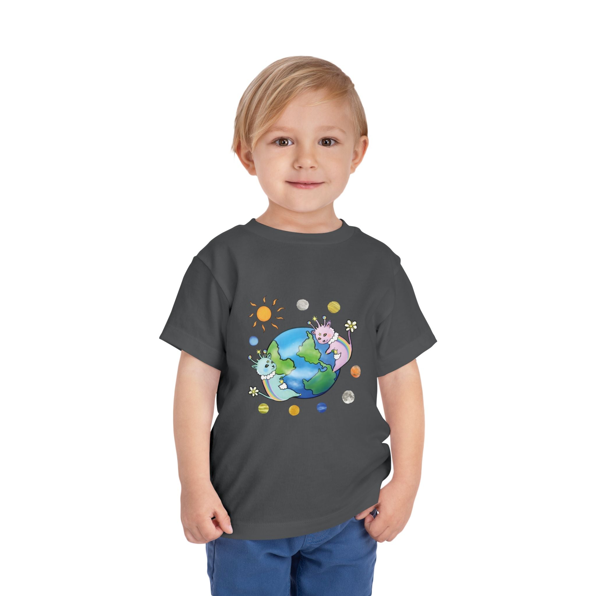 Moowy & Soowy Toddler T-Shirt – Cute Aliens Hugging Earth Kids Space Tee