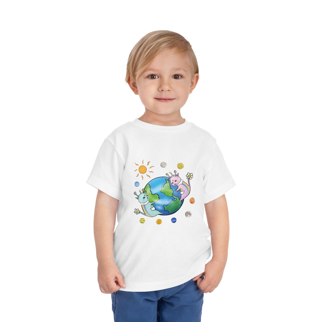 Moowy & Soowy Toddler T-Shirt – Cute Aliens Hugging Earth Kids Space Tee