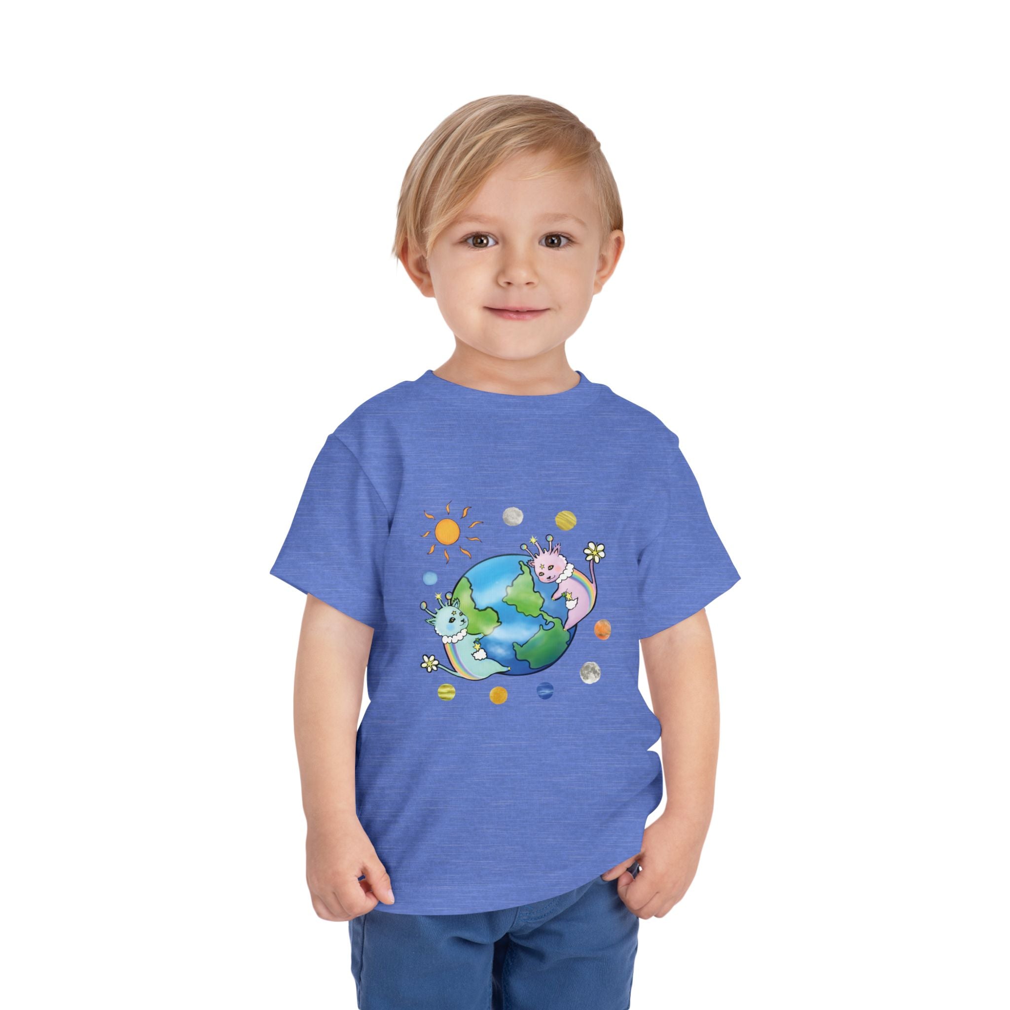 Moowy & Soowy Toddler T-Shirt – Cute Aliens Hugging Earth Kids Space Tee